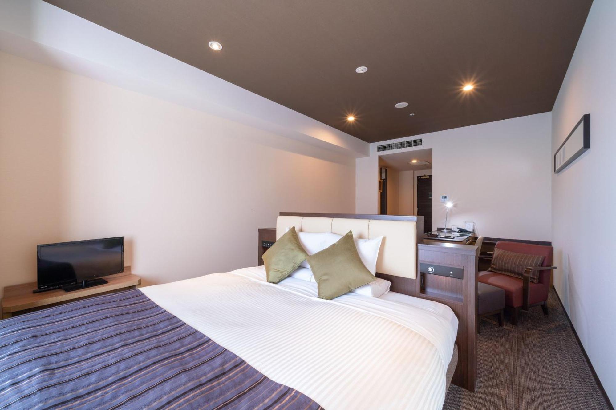 Chambre Lit King-Size Supérieure - Non-Fumeurs
